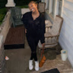 Meet your Posher, Taylor